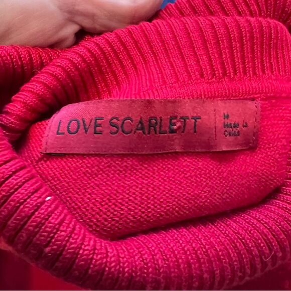 Love Scarlett Red Turtleneck Sweater Heart Embossed Medium Lightweight Christmas - Picture 3 of 8
